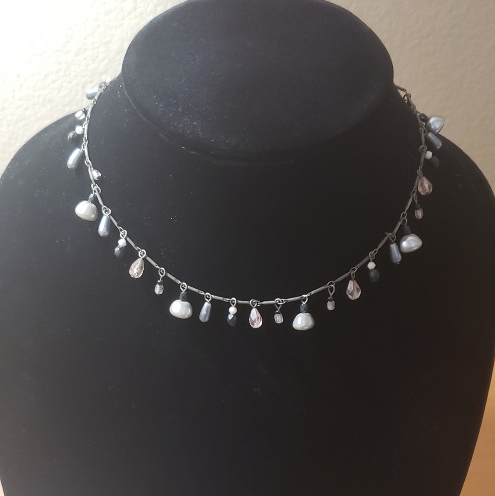 Short necklace